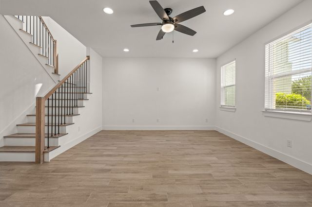5618 Oaks Lane, Westworth Village, TX 76114
