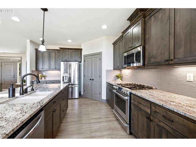 21020 Ne FINNIGAN HILL Rd, Hillsboro, OR 97123