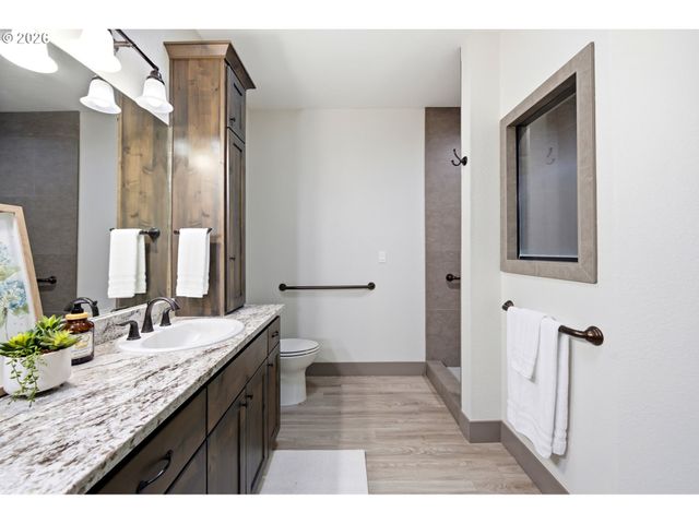 21020 Ne FINNIGAN HILL Rd, Hillsboro, OR 97123