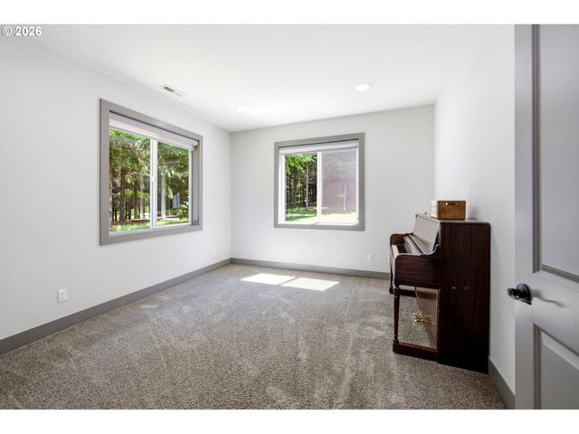 21020 Ne FINNIGAN HILL Rd, Hillsboro, OR 97123