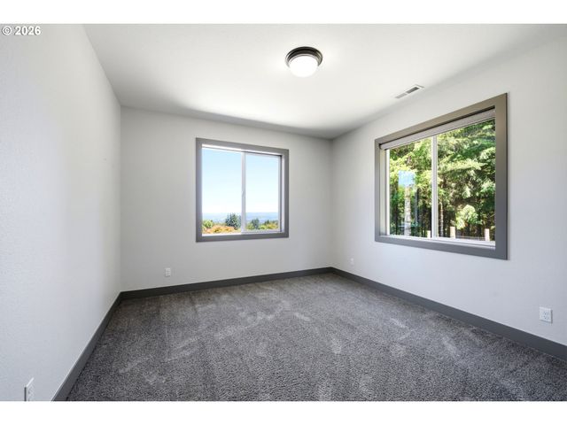 21020 Ne FINNIGAN HILL Rd, Hillsboro, OR 97123