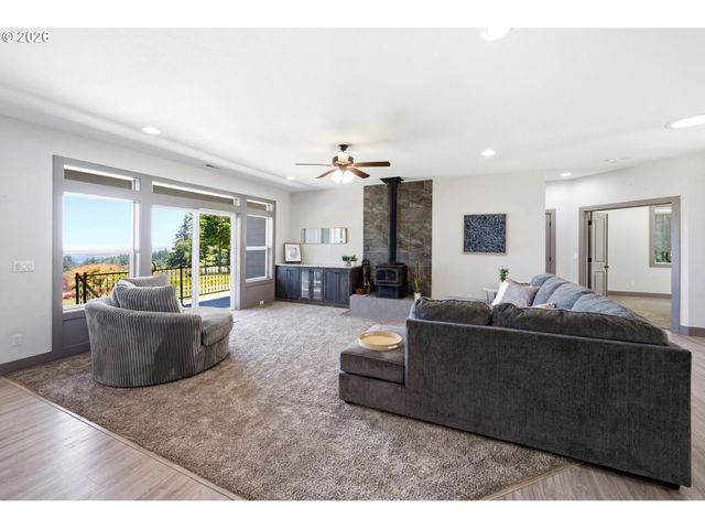 21020 Ne FINNIGAN HILL Rd, Hillsboro, OR 97123