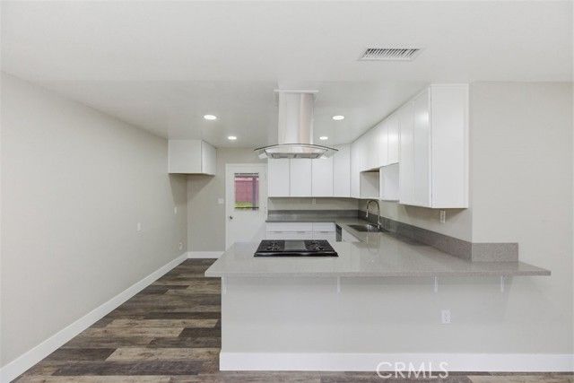 2875 Washington, Riverside, CA 92504