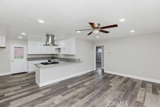 2875 Washington, Riverside, CA 92504