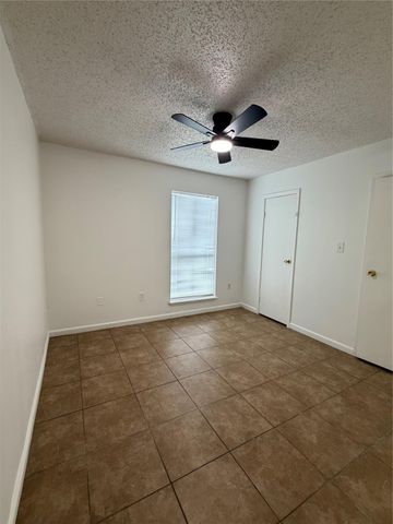 260 El Dorado Boulevard 1611, Houston, TX 77598