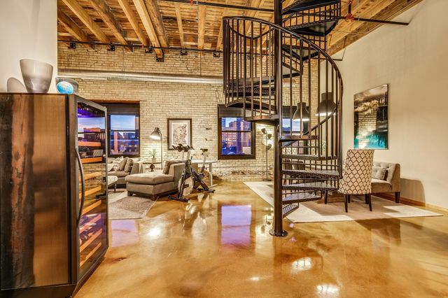 406 Wacouta Street 707, Saint Paul, MN 55101