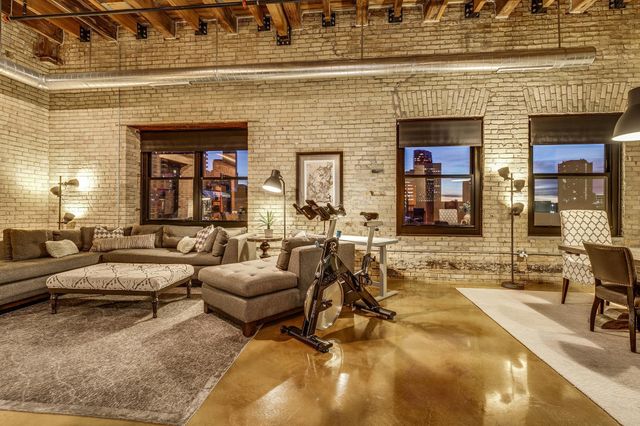 406 Wacouta Street 707, Saint Paul, MN 55101