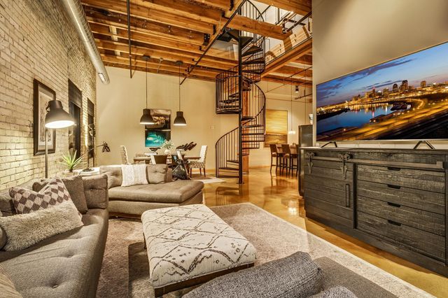 406 Wacouta Street 707, Saint Paul, MN 55101