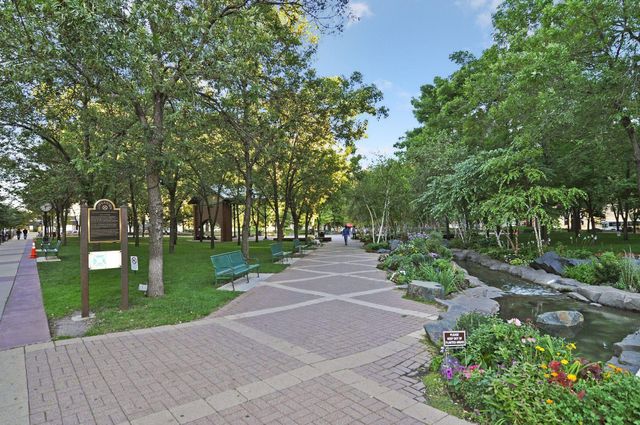 406 Wacouta Street 707, Saint Paul, MN 55101