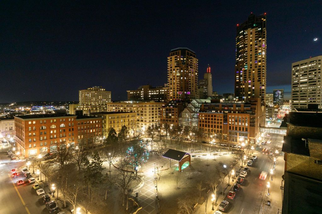 406 Wacouta Street 707, Saint Paul, MN 55101