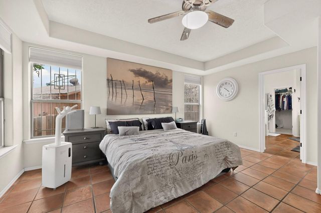 1101 Via Tomas NE, Albuquerque, NM 87113