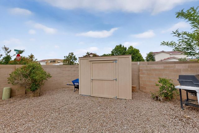 1101 Via Tomas NE, Albuquerque, NM 87113