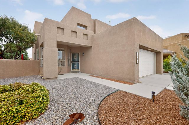 1101 Via Tomas NE, Albuquerque, NM 87113