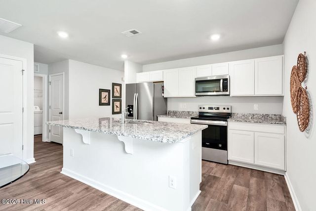 185 Kite Circle NE, Bolivia, NC 28422