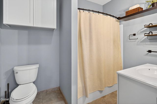 343 2nd Avenue, Albany, NY 12209