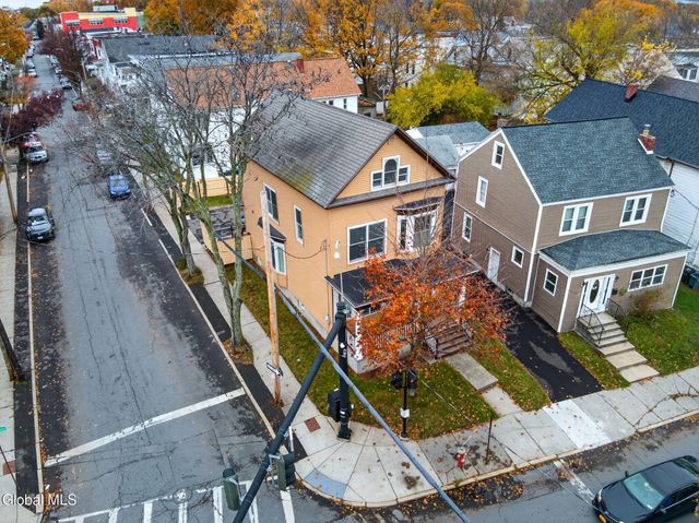 343 2nd Avenue, Albany, NY 12209
