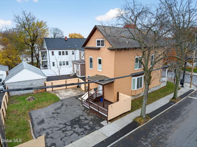 343 2nd Avenue, Albany, NY 12209