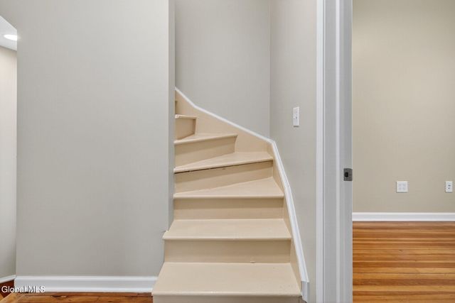 343 2nd Avenue, Albany, NY 12209