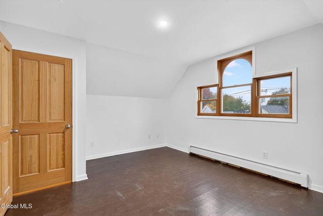 343 2nd Avenue, Albany, NY 12209