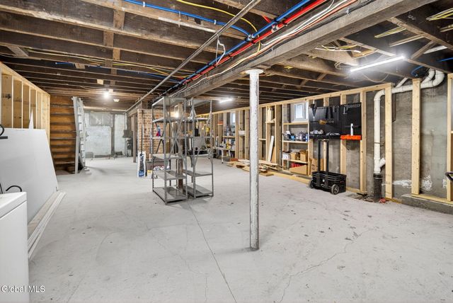 343 2nd Avenue, Albany, NY 12209