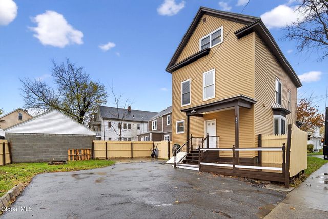343 2nd Avenue, Albany, NY 12209
