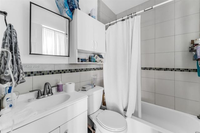 12210 SW 92nd St, Miami, FL 33186