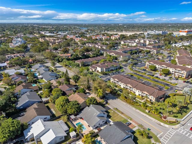 12210 SW 92nd St, Miami, FL 33186