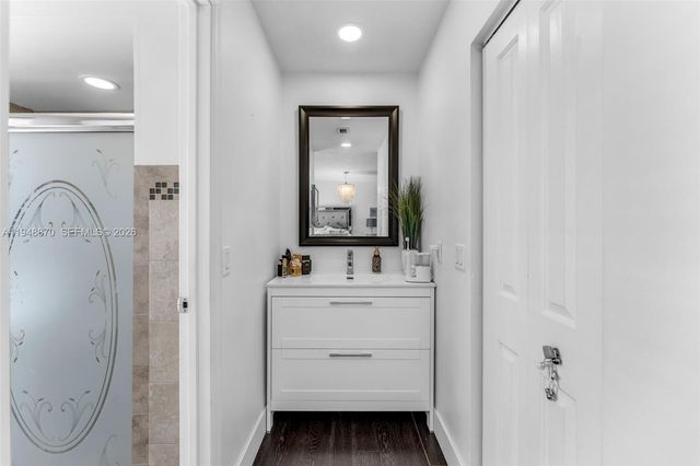 12210 SW 92nd St, Miami, FL 33186