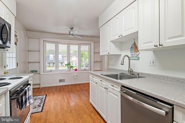 970 HIGHPOINT DR, Annapolis, MD 21409