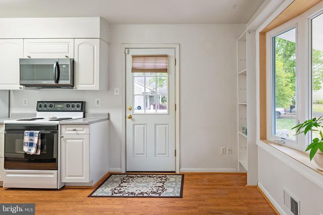 970 HIGHPOINT DR, Annapolis, MD 21409