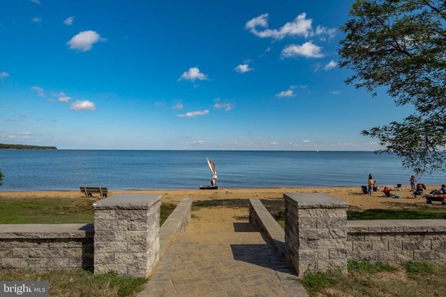 970 HIGHPOINT DR, Annapolis, MD 21409