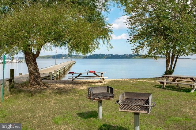 970 HIGHPOINT DR, Annapolis, MD 21409