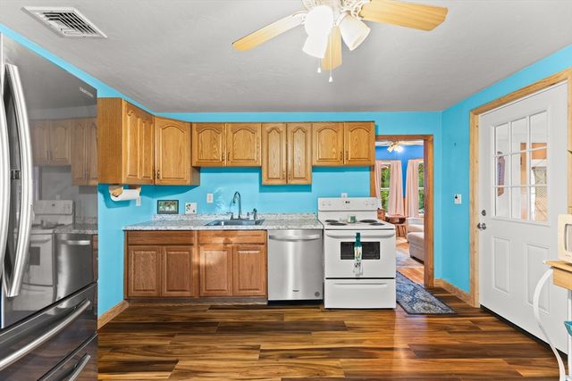 163 S Leyden St, Brockton, MA 02302