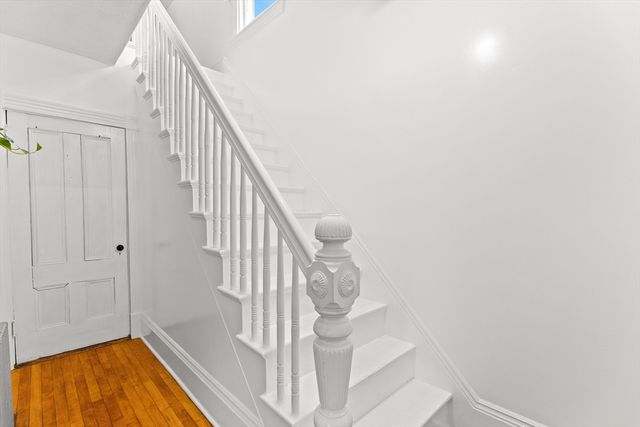 163 S Leyden St, Brockton, MA 02302