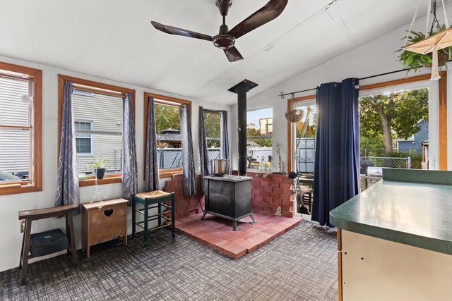 163 S Leyden St, Brockton, MA 02302