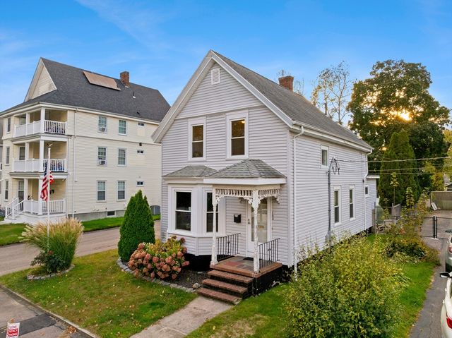 163 S Leyden St, Brockton, MA 02302