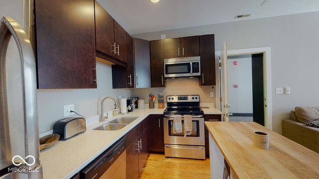 312 E 13th Street 9, Indianapolis, IN 46202