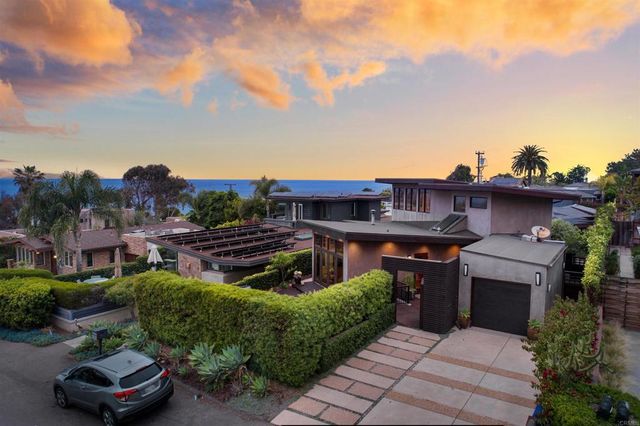152 7th Street, Del Mar, CA 92014