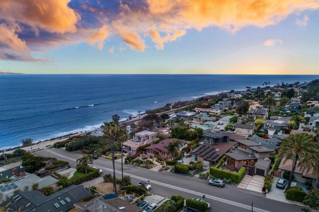 152 7th Street, Del Mar, CA 92014