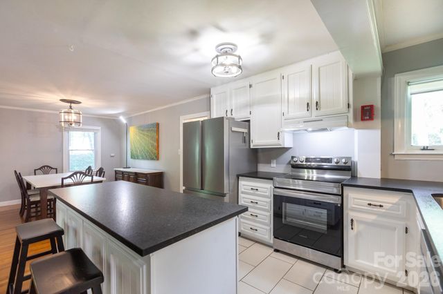 10623 Rozzelles Ferry Road, Charlotte, NC 28214