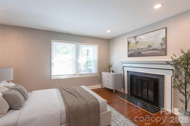 10623 Rozzelles Ferry Road, Charlotte, NC 28214