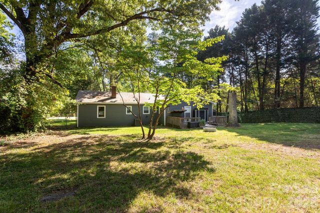 10623 Rozzelles Ferry Road, Charlotte, NC 28214