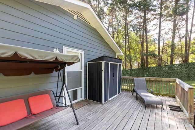 10623 Rozzelles Ferry Road, Charlotte, NC 28214