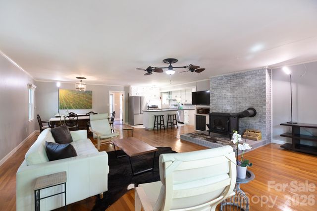 10623 Rozzelles Ferry Road, Charlotte, NC 28214