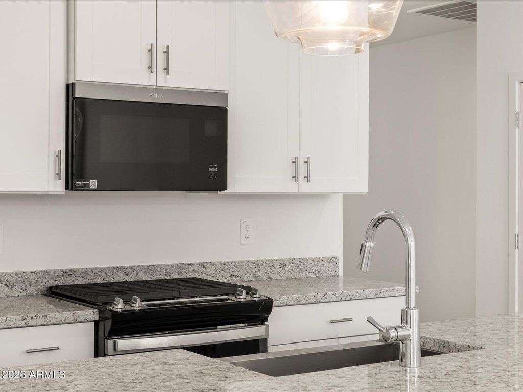 15603 W HONEYSUCKLE Drive, Surprise, AZ 85387 — photo 5