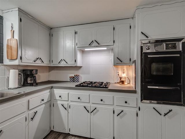 202 NW 34th Street, Newcastle, OK 73065