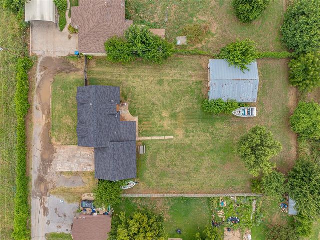 202 NW 34th Street, Newcastle, OK 73065