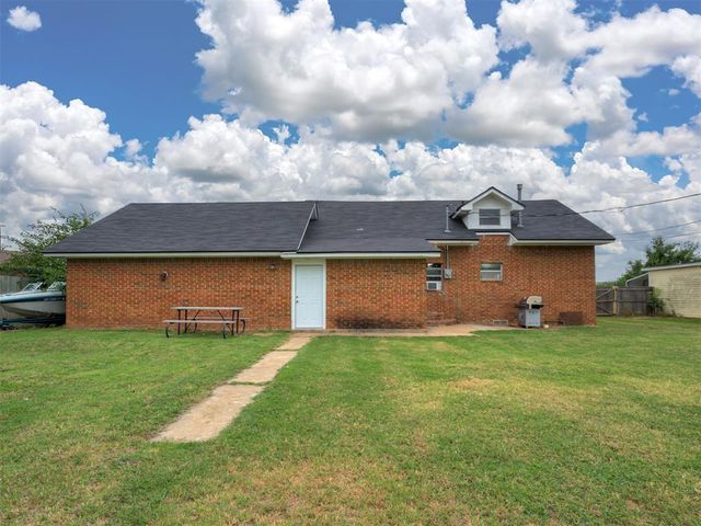 202 NW 34th Street, Newcastle, OK 73065