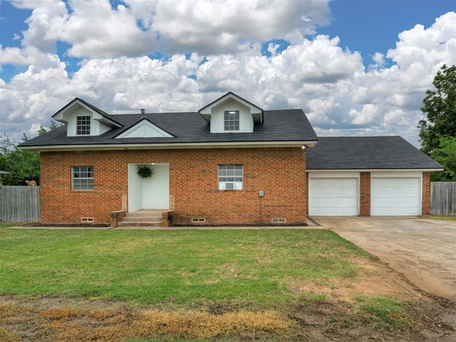 202 NW 34th Street, Newcastle, OK 73065