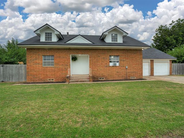 202 NW 34th Street, Newcastle, OK 73065